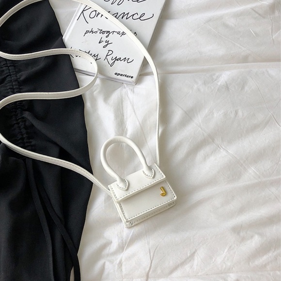 HOST PICK💕Super trendy micro bag black/white/red - Picture 3 of 4